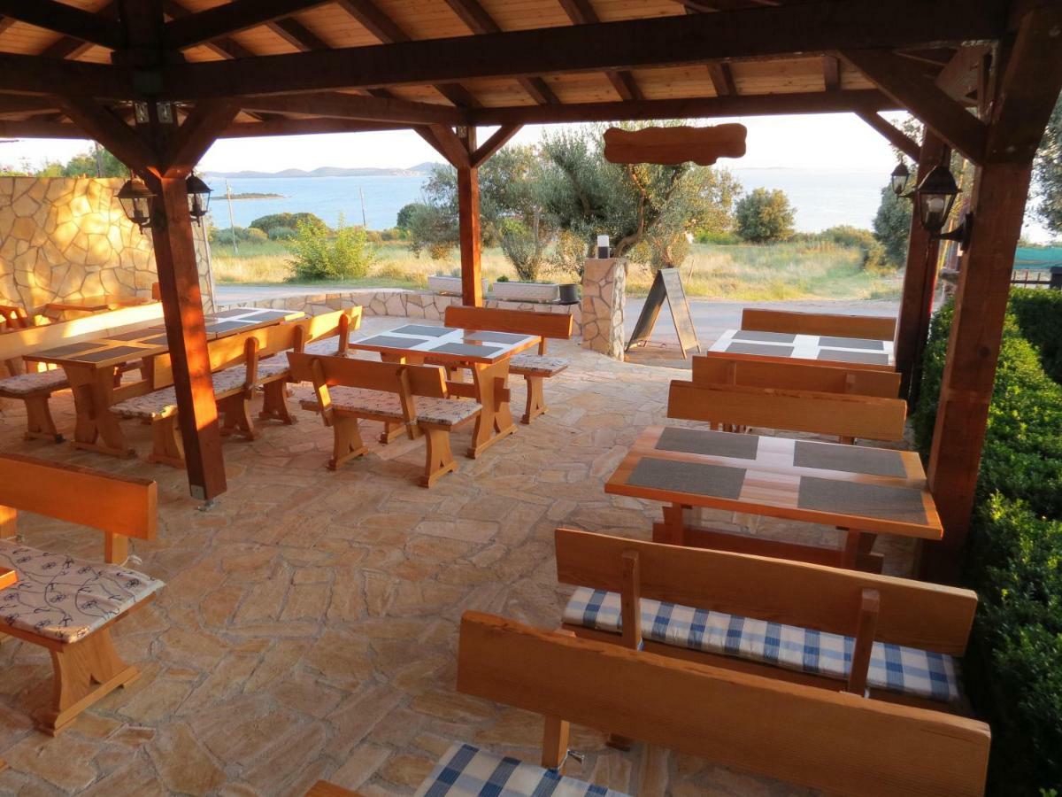 Campsite Kaya Pakoštane Екстериор снимка